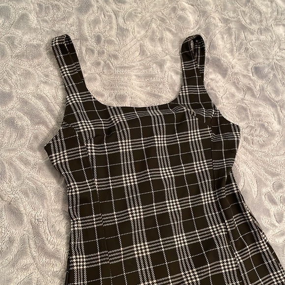 Plaid mini dress - Picture 3 of 5